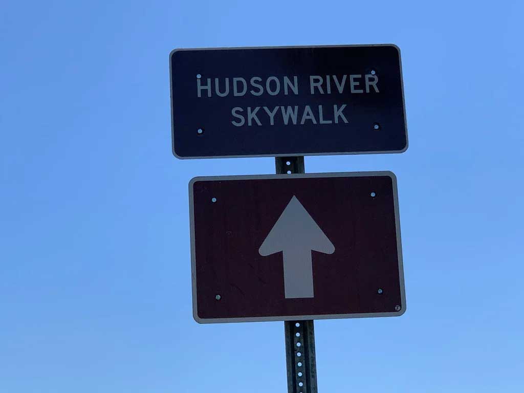 Hudson River Skywalk Sign